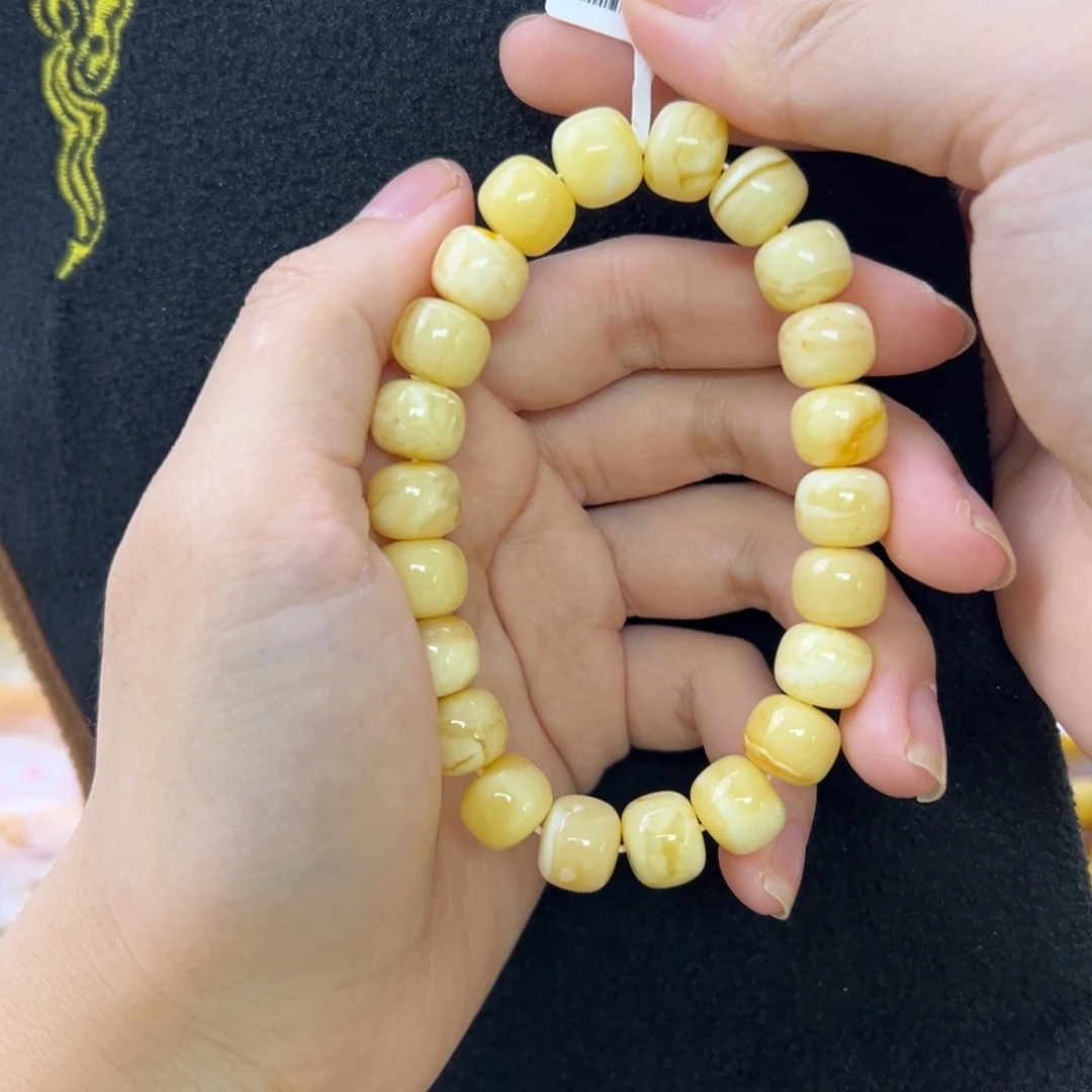 未镶嵌琥珀珠宝奇石