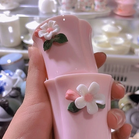 自*人陶瓷制品及陶瓷艺术品微瑕