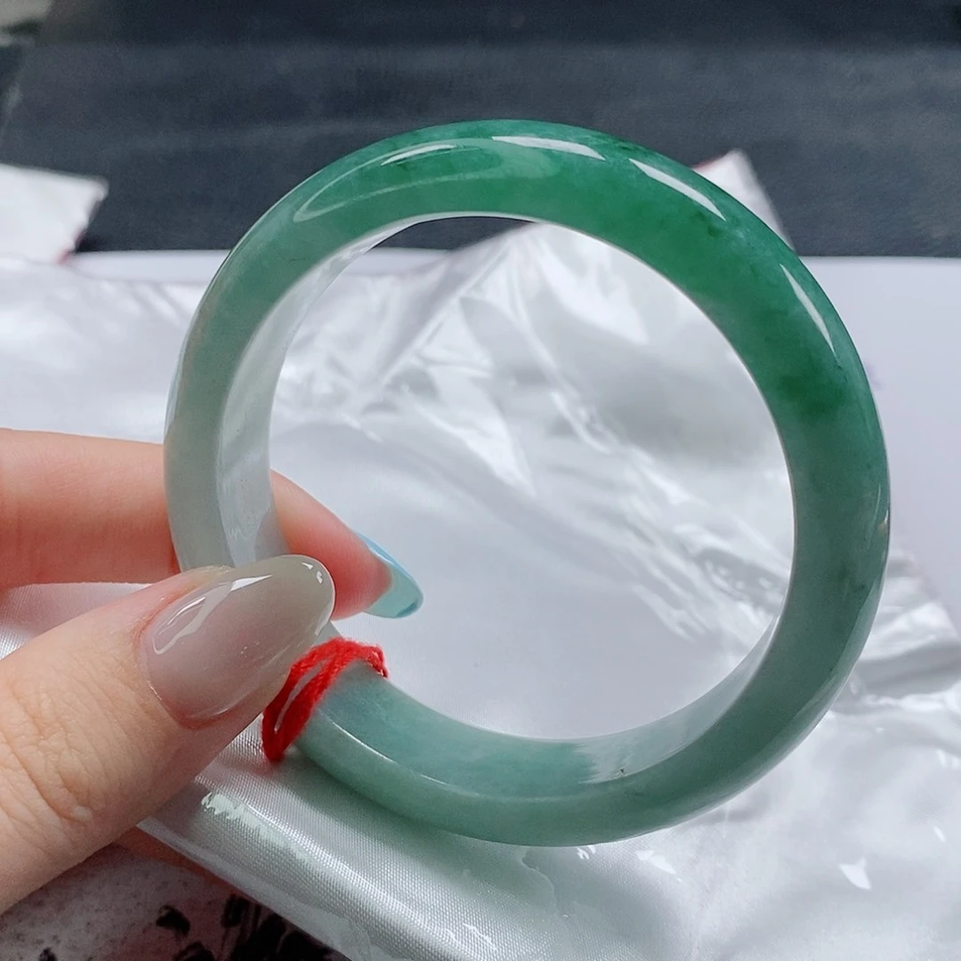 【闪购商品】未镶嵌手镯翡翠512号