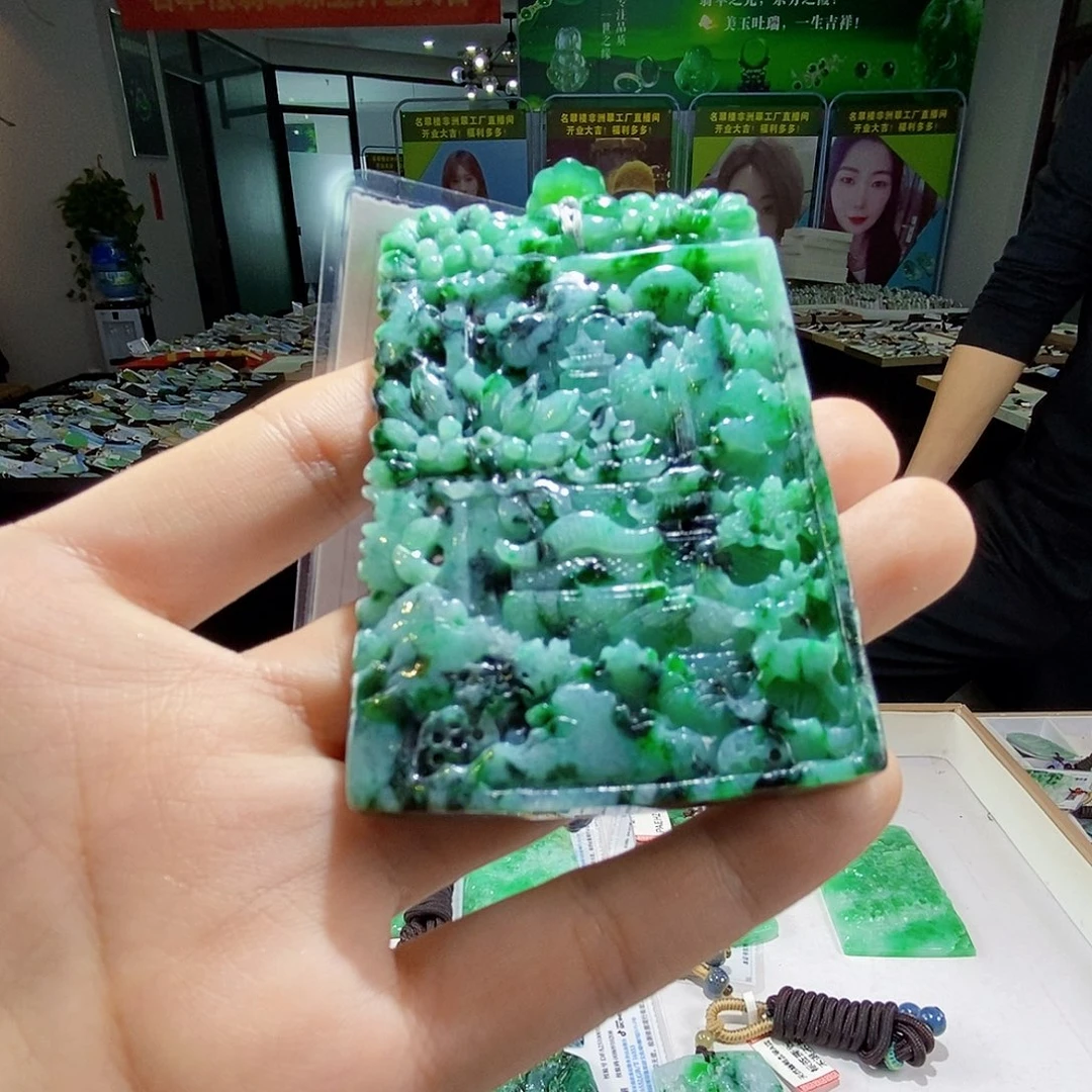 颈饰未镶嵌翡翠翡翠