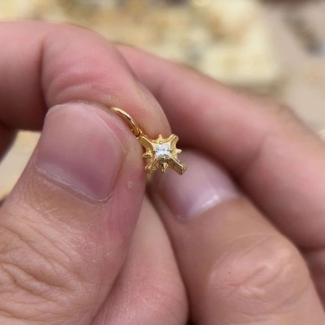 升级版侧挂白钻一个