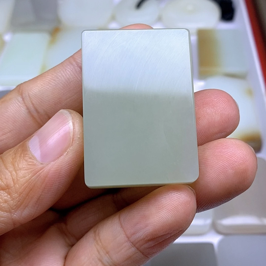 和田玉颈饰未镶嵌平*心