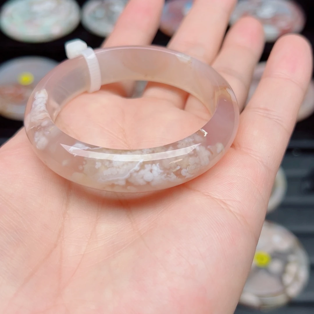 玛瑙/玉髓未镶嵌手镯52