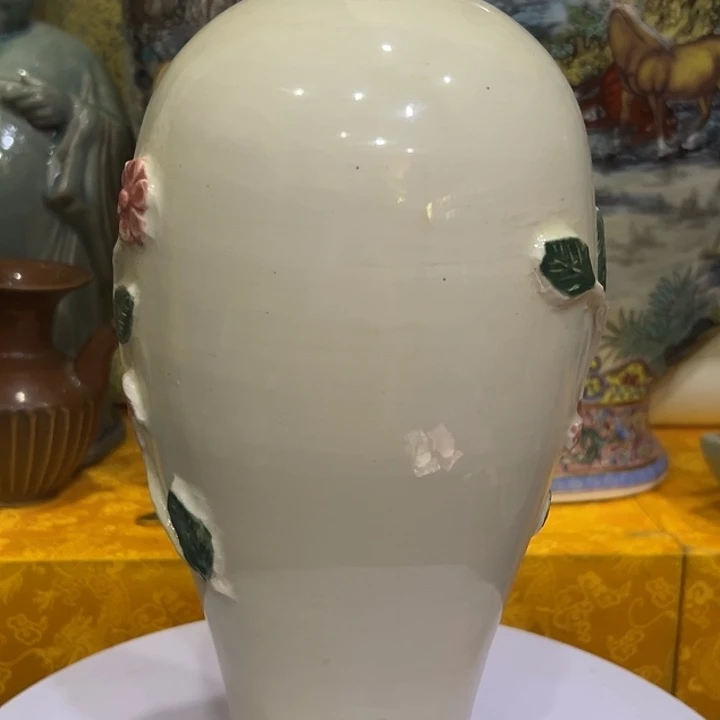 瓷片摆件等各种工具进行