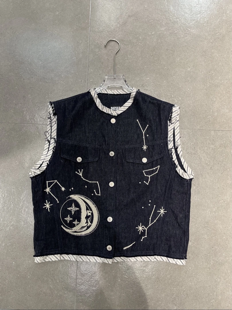 【济州岛】南油DIESEG 月亮刺绣设计无袖马甲