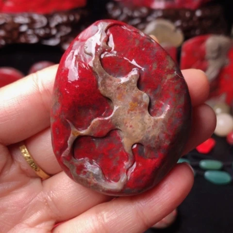 昌化鸡血石昌化鸡血石原石