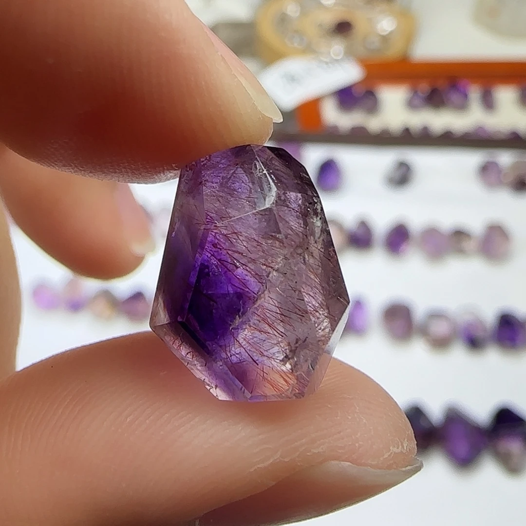 水晶未镶嵌珠宝半成品超七随形