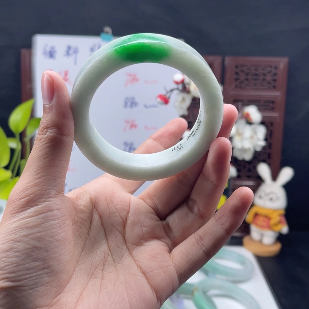 定制翡翠未镶嵌正圈