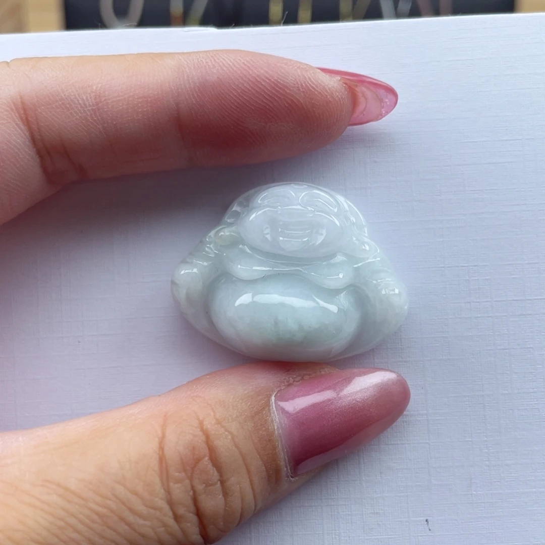 翡翠未镶嵌颈饰佛公