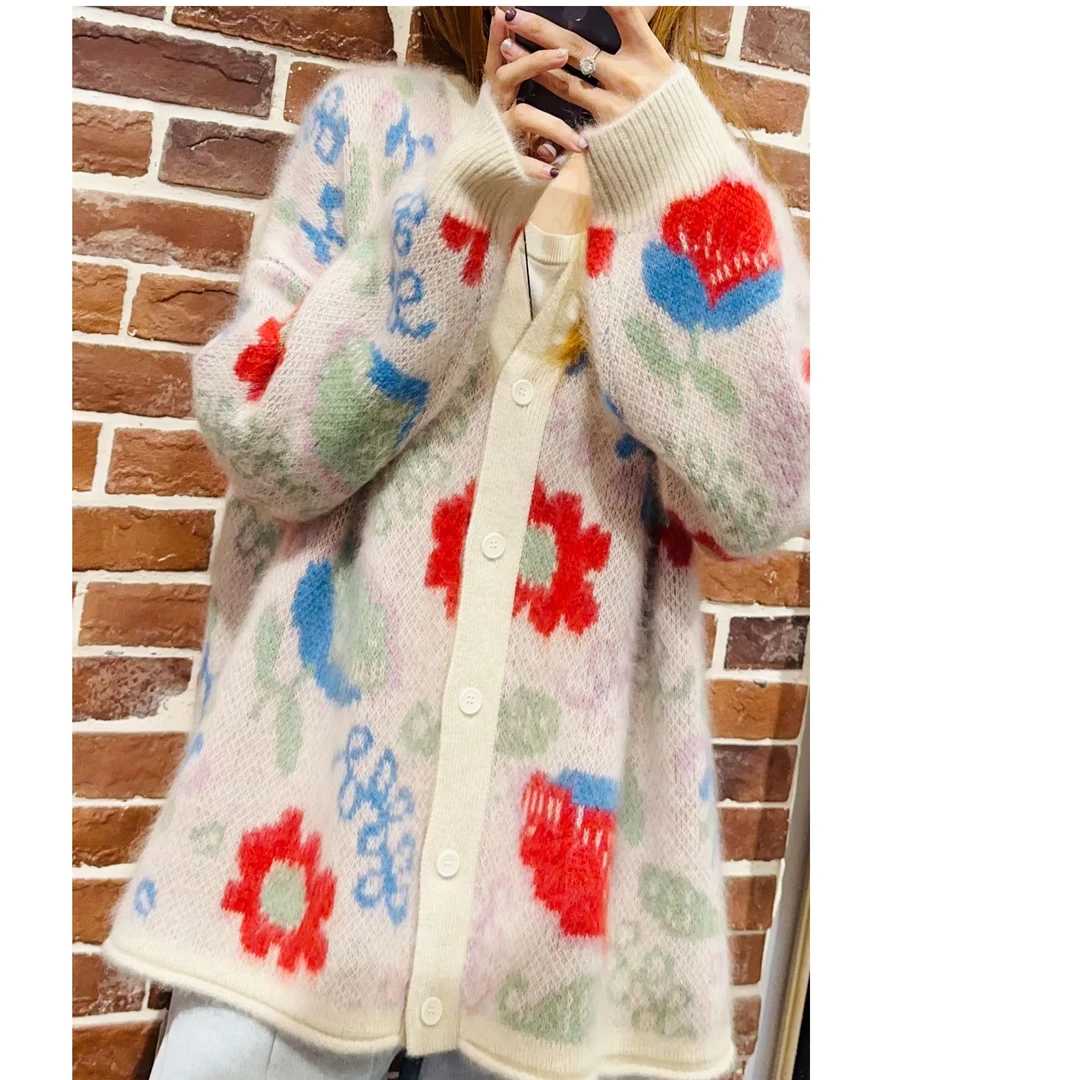 【顶嘉嘉羊绒】256086-100山羊绒拉绒太阳花手绘提花羊绒衫慵懒