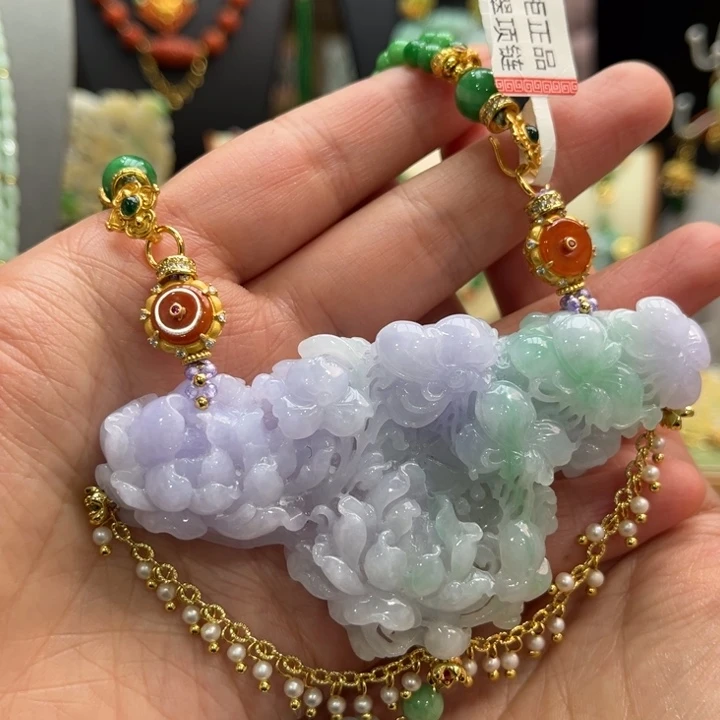 分***招翡翠未镶嵌吊坠(赠链)炸福利