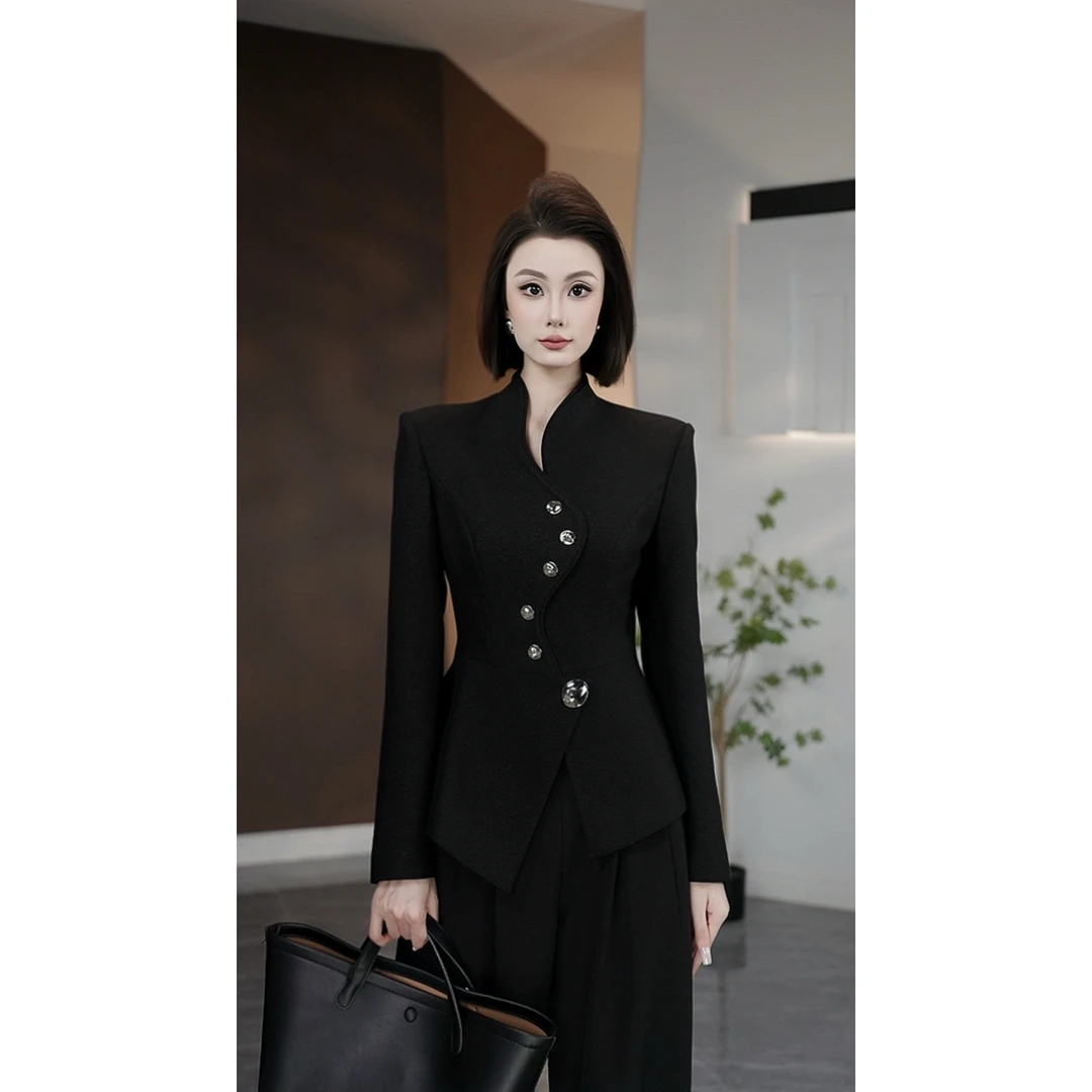 琦哥【肩裁月痕】原创设计轻职场秋冬高级西装收腰长袖短外套19010