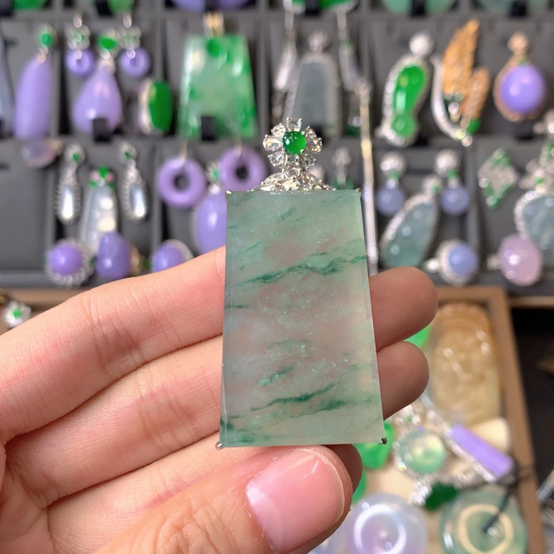 翡翠18K金镶嵌吊坠(不含链)
