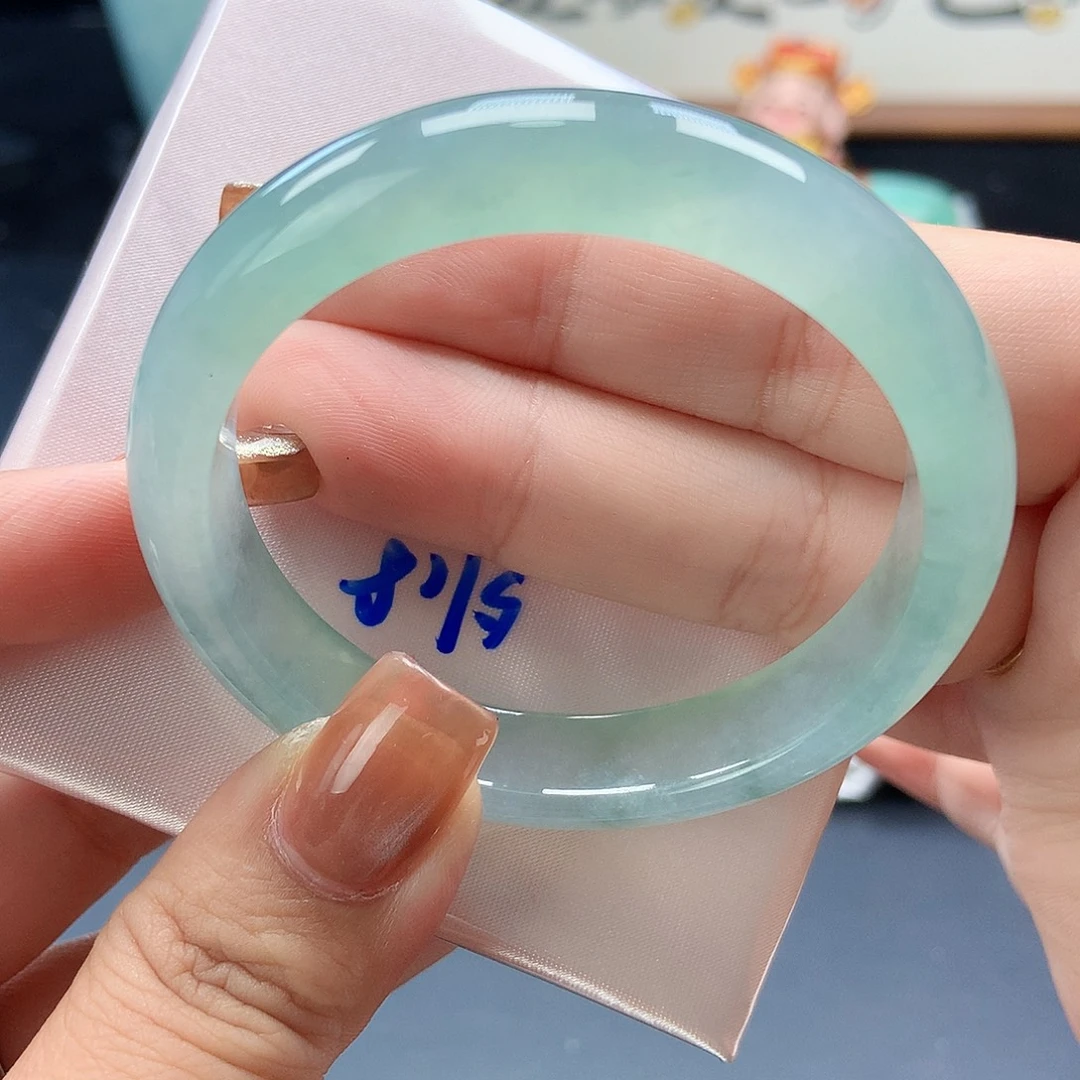 翡翠未镶嵌手镯75号