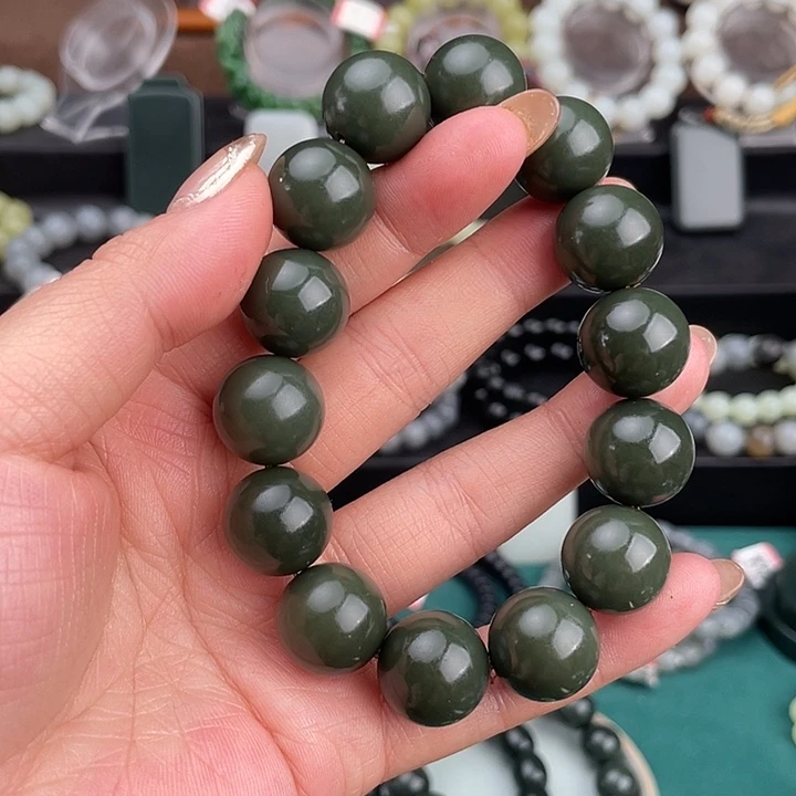 和田玉未镶嵌手链新疆喀拉喀什河沙枣青豆青卡16