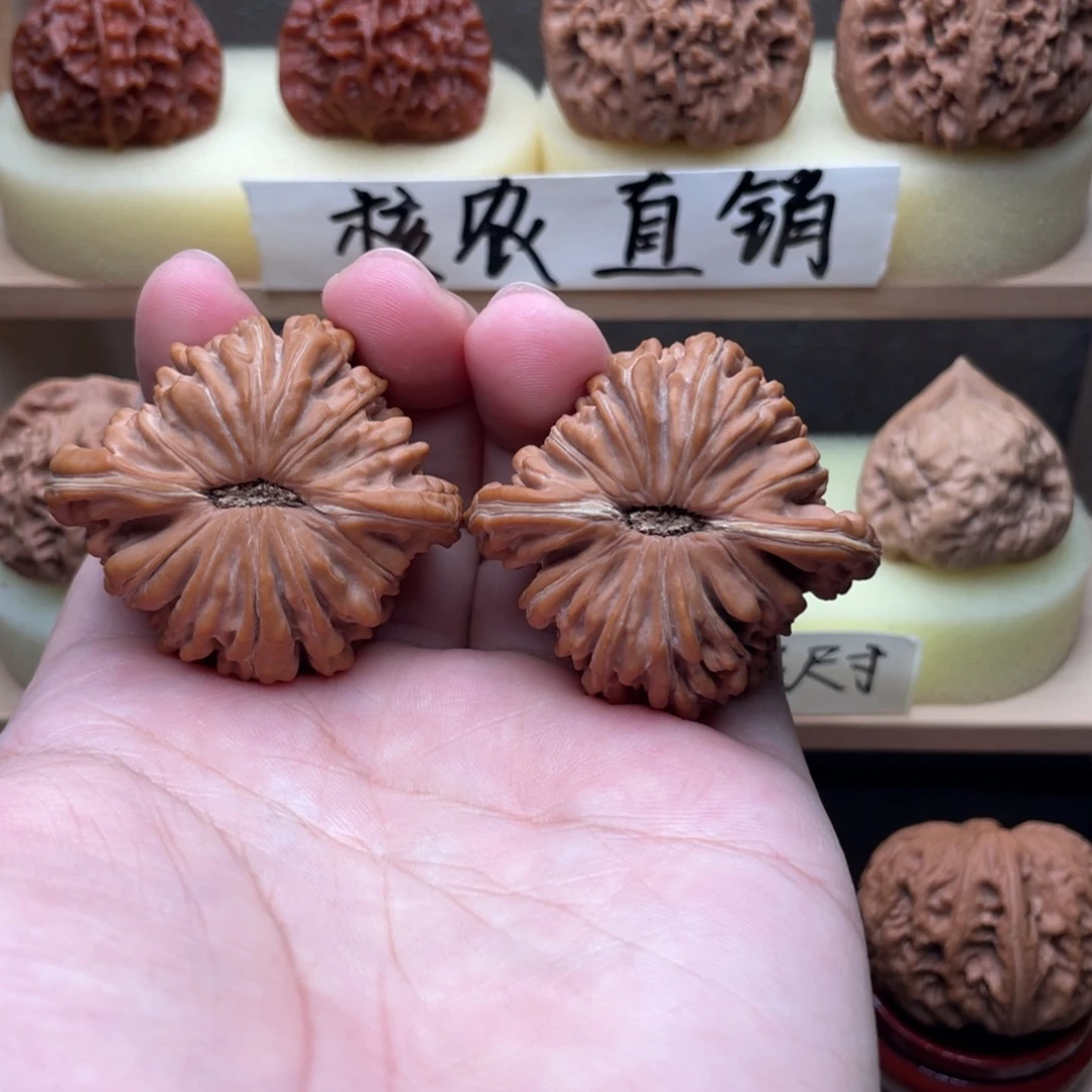 文玩核桃吊坠全品四座楼46交友价