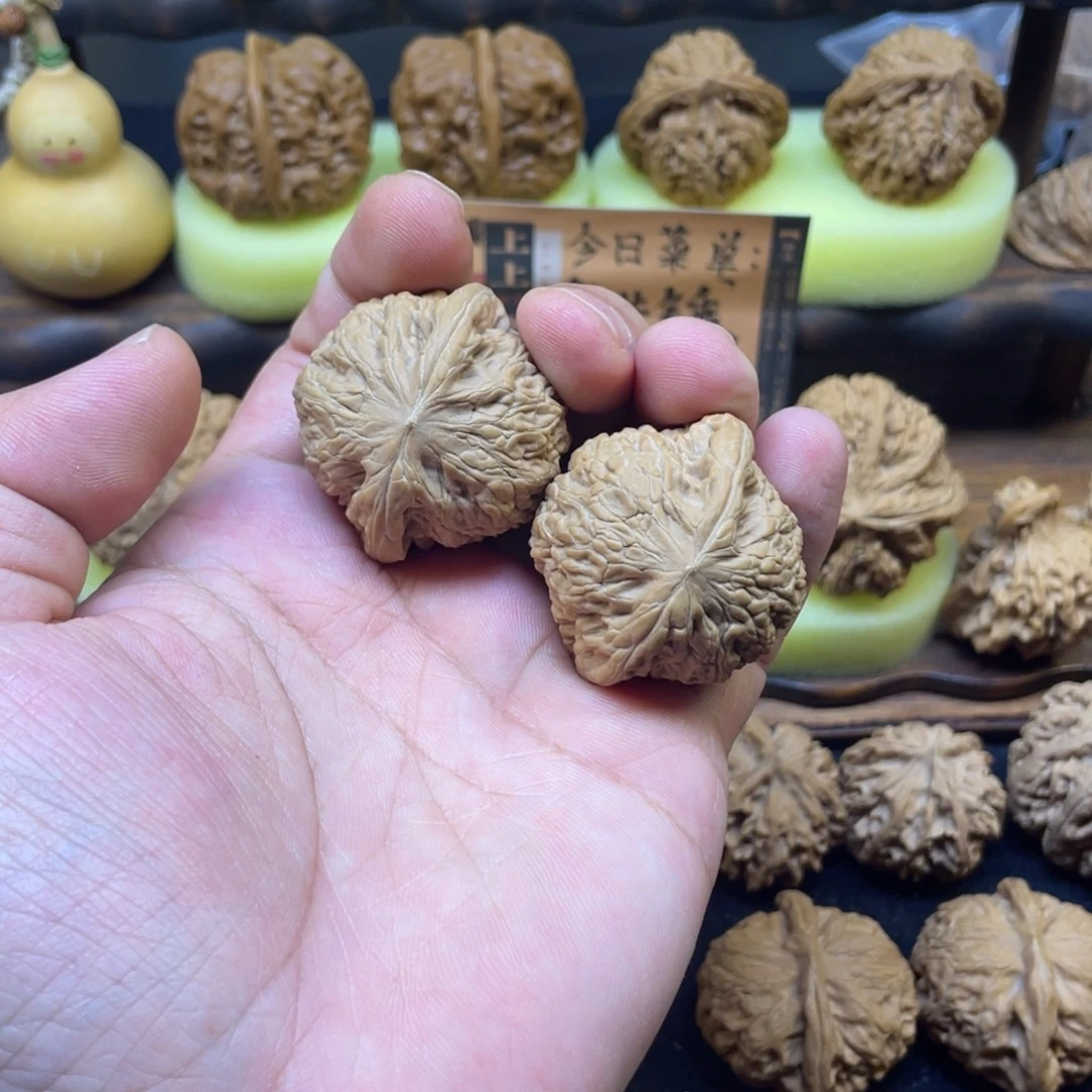 吊坠文玩核桃铁锤