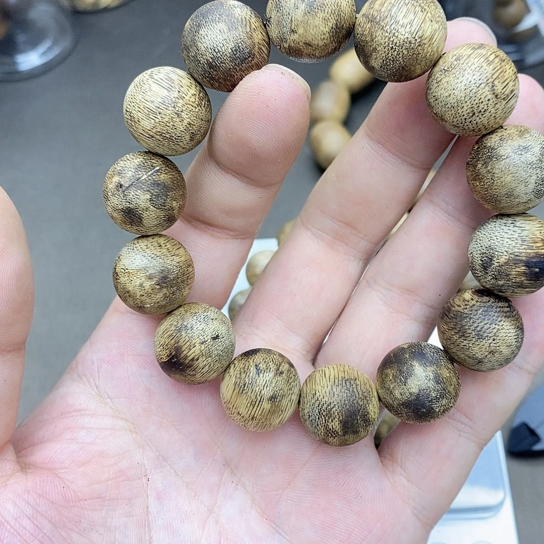 沉香沉香碎屑越南芽庄留疤白奇35号