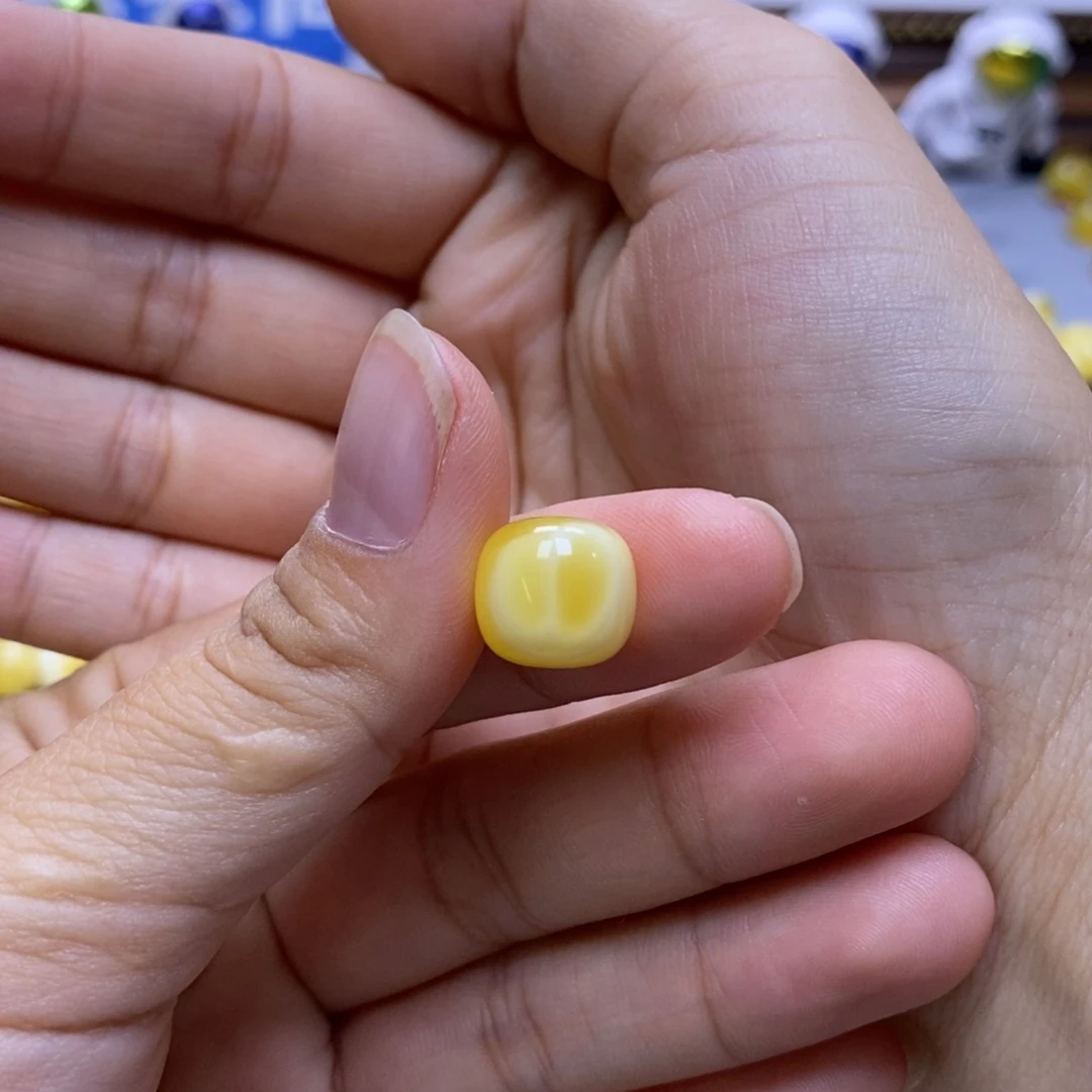 琥珀未镶嵌珠宝奇石亻***凉