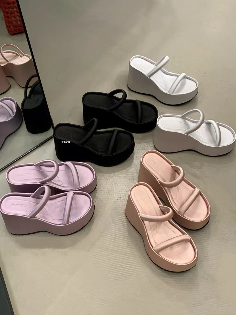 8CM~小个子厚底增高人字拖鞋女2025夏季新款时尚百搭沙滩凉拖鞋潮