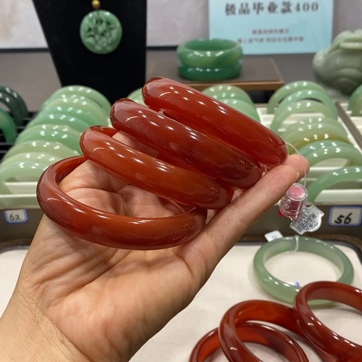 东陵石手镯（圆镯）未镶嵌