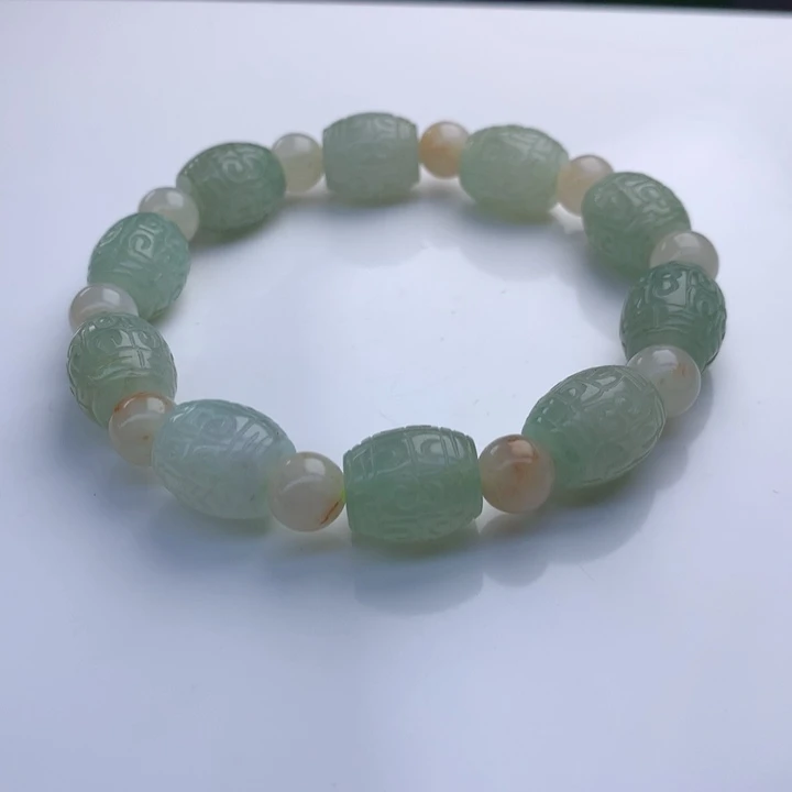 翡翠手串未镶嵌12mm！