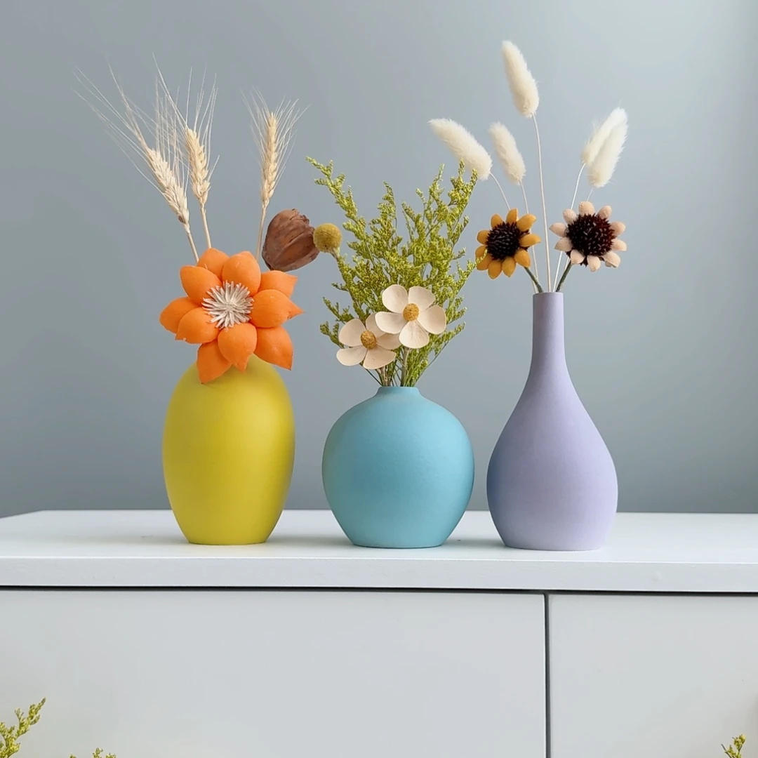 瓷片陶瓷小花瓶含花总高约20-30cm