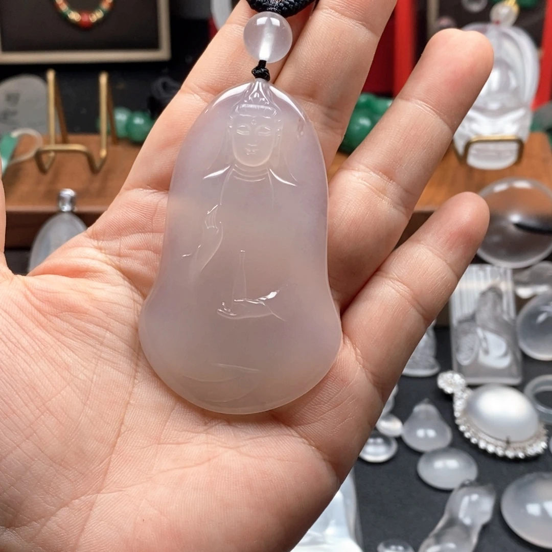 机***k石英质玉未镶嵌颈饰