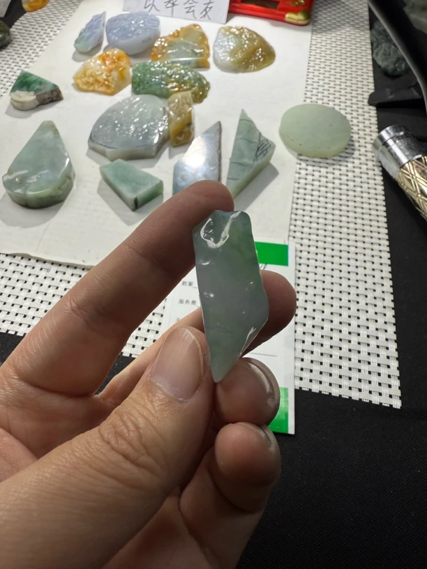 天然缅甸翡翠下单