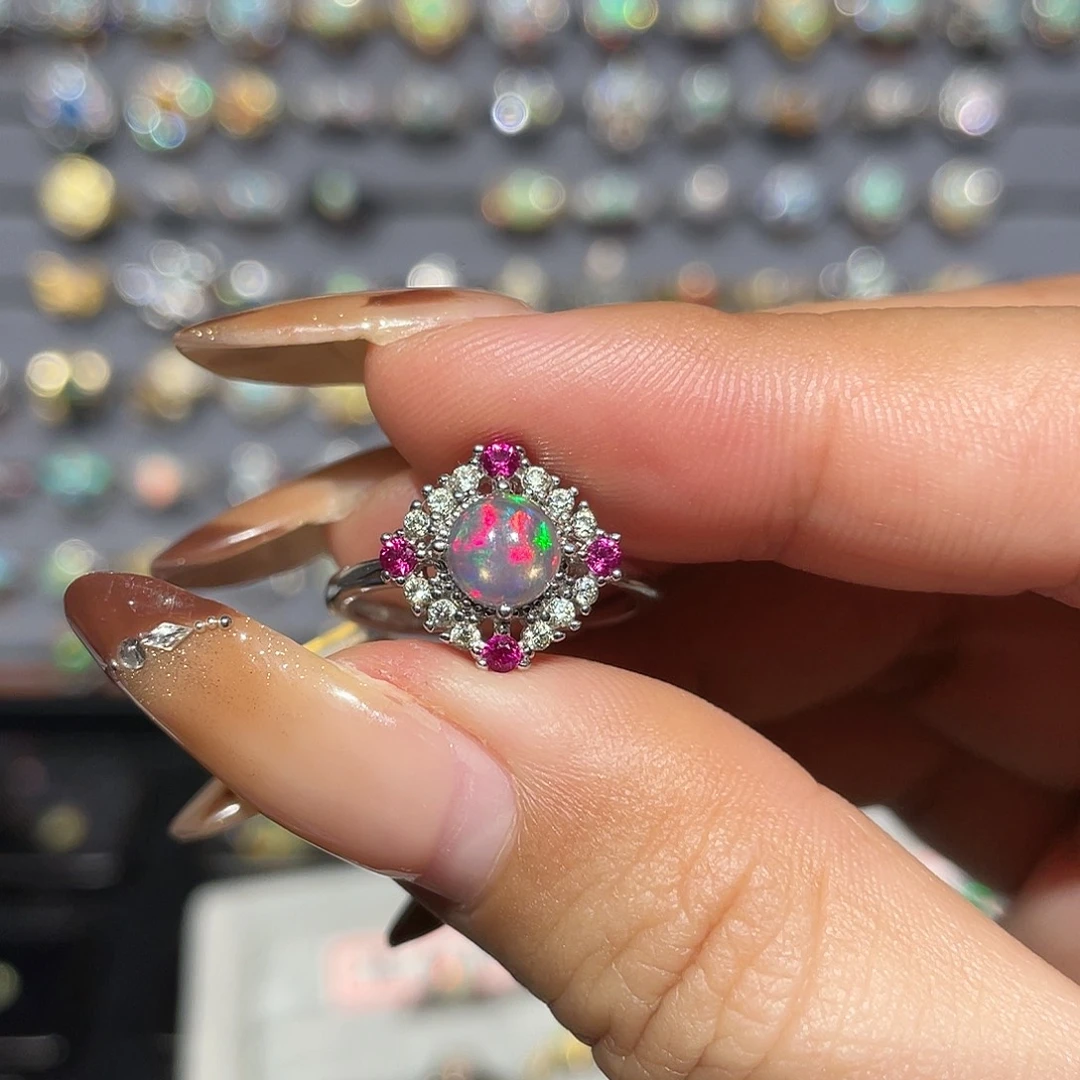 冬***️欧泊银S925镶嵌戒指不退不换