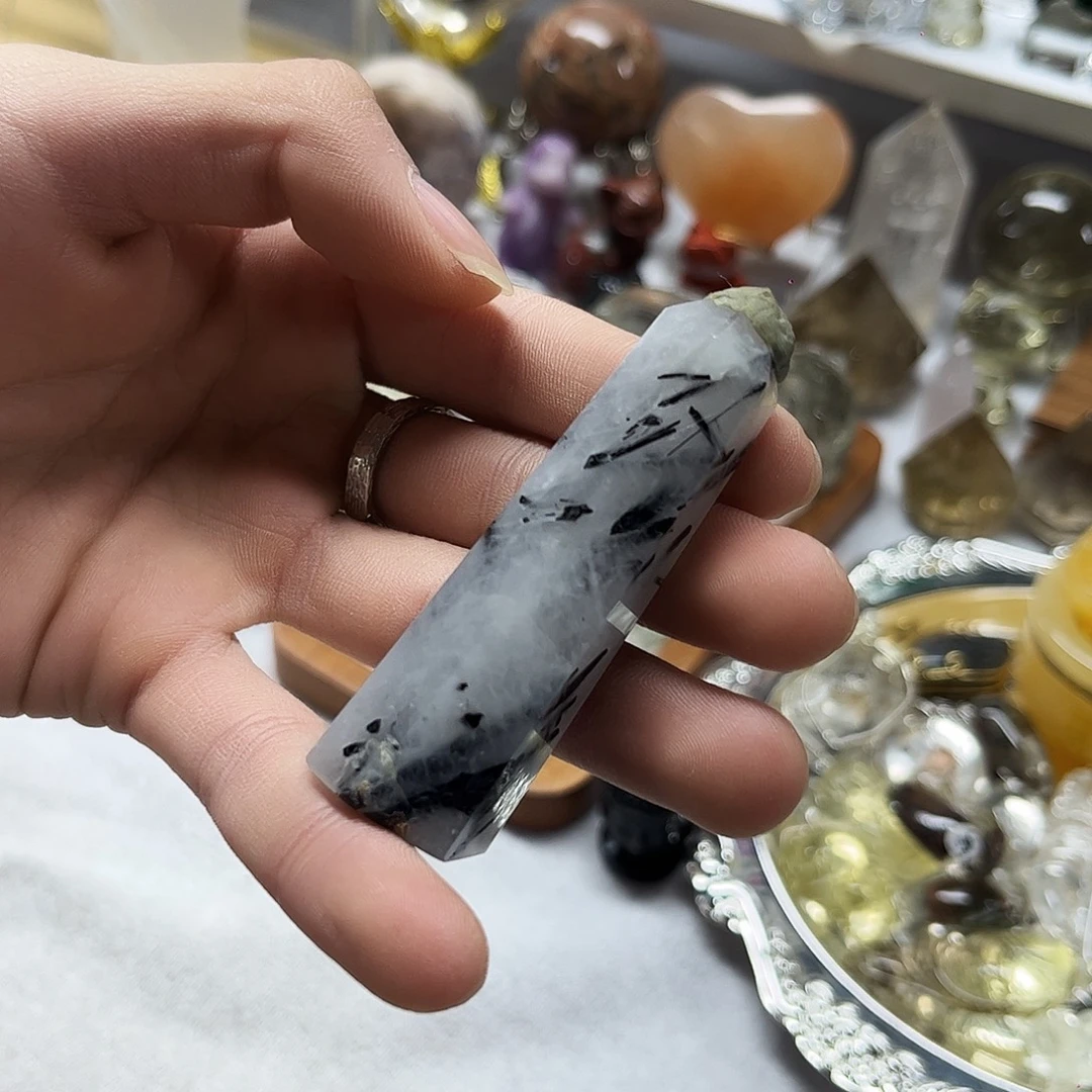 未镶嵌珠宝半成品水晶特价处理黑发晶柱子