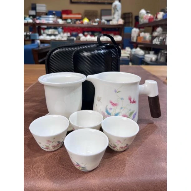 361蝶恋花一壶四杯旅行茶具