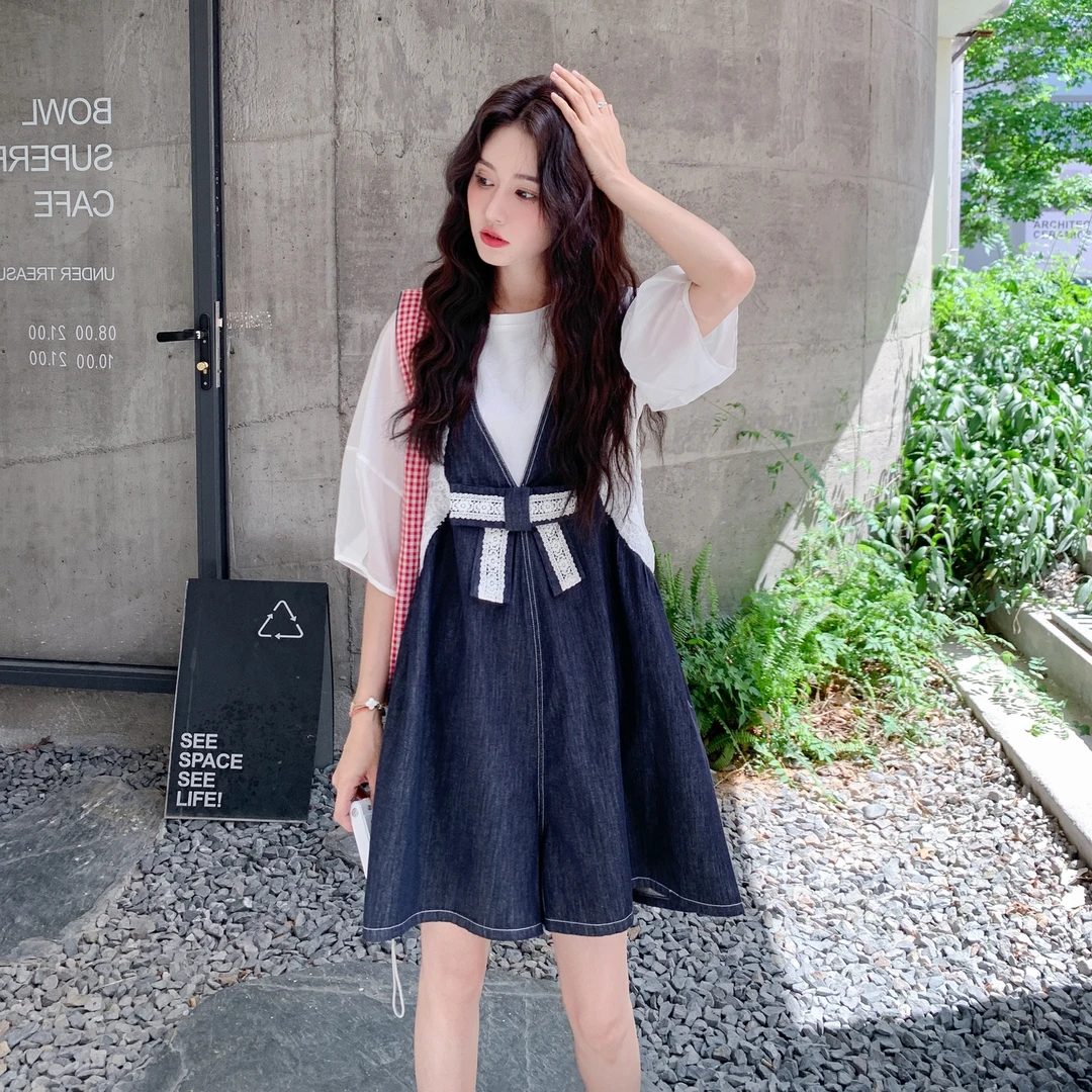 短袖T恤牛仔背带裤套装女2025夏季爆款学院风减龄阔腿短裤两件套