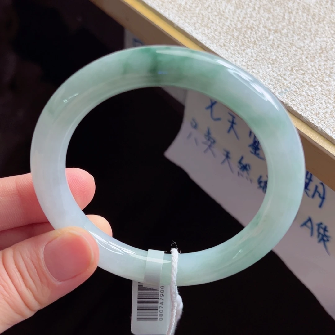 翡翠未镶嵌手镯手镯