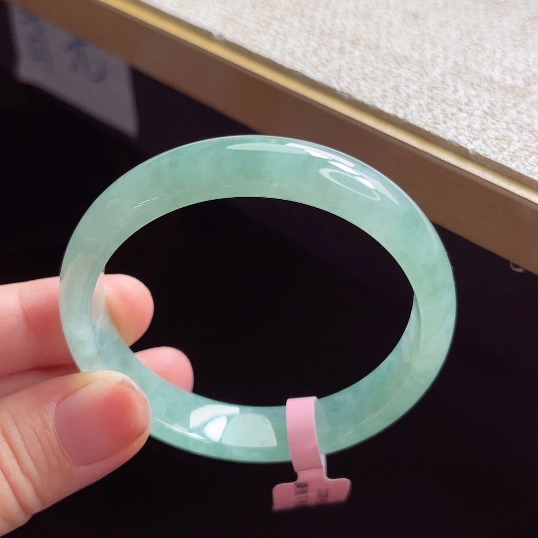 翡翠手镯足银镀金镶嵌手镯