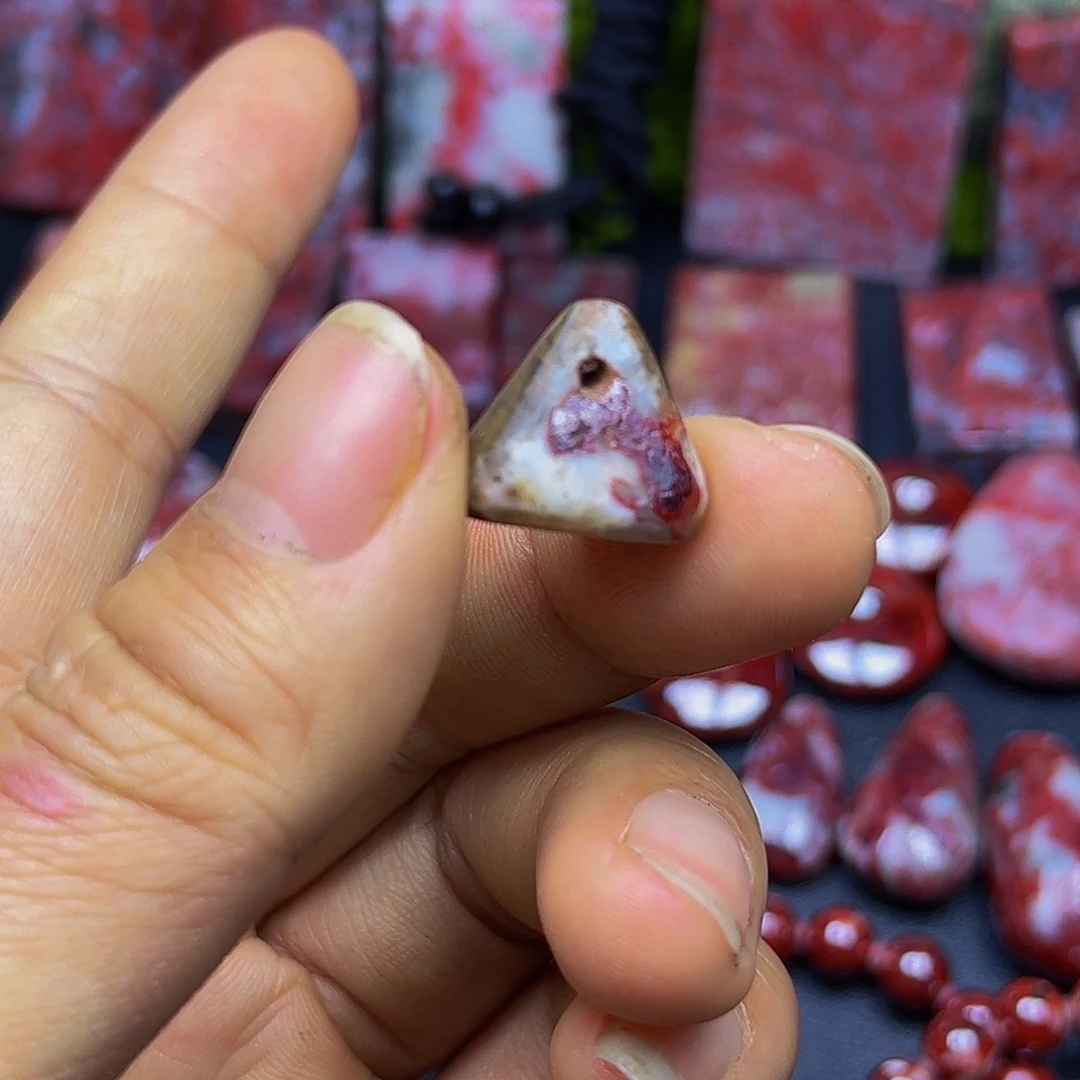 天然辰砂朱砂吊坠