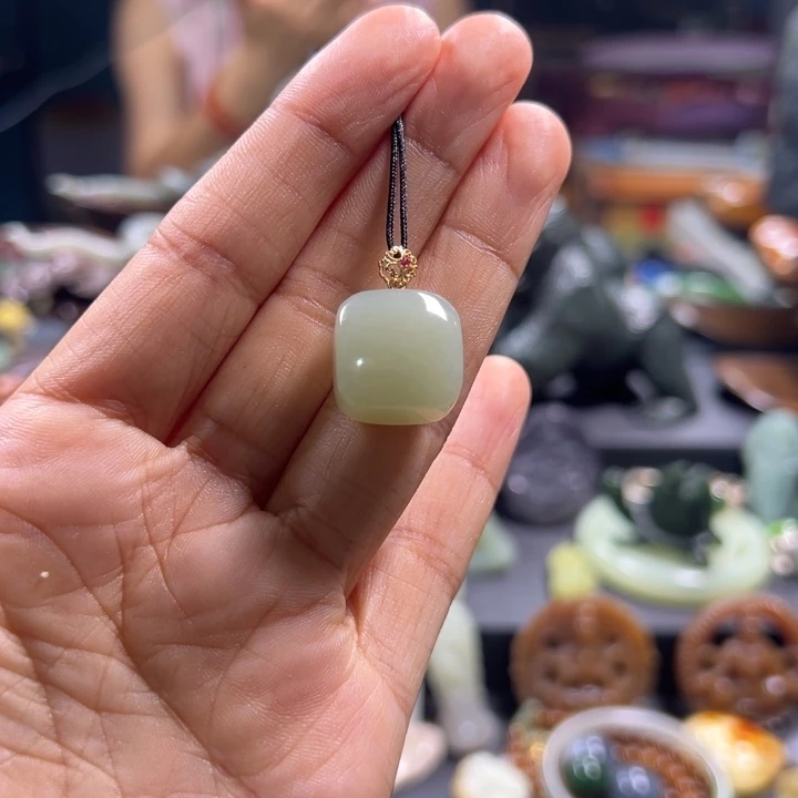 手串未镶嵌和田玉