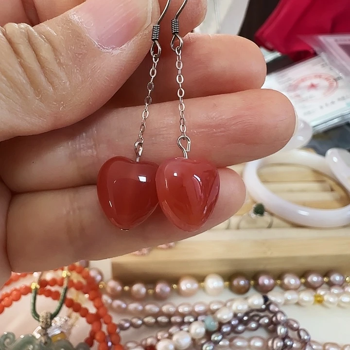 玛瑙/玉髓银S925镶嵌耳钉爱心玛瑙卡12.5左右有结构