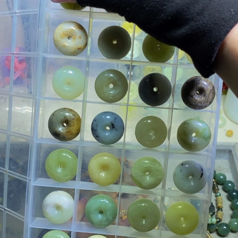 【闪购商品】蛇纹石玉其他未镶嵌93