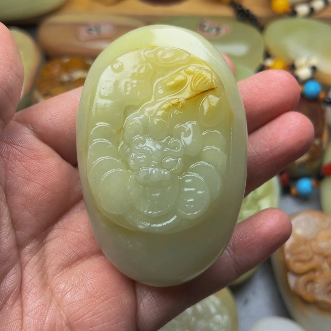 石材方解石手把件貔貅