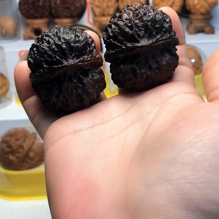 吊坠文玩核桃博*云南铁核桃