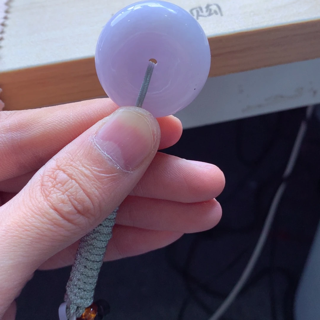 翡翠颈饰未镶嵌吊坠