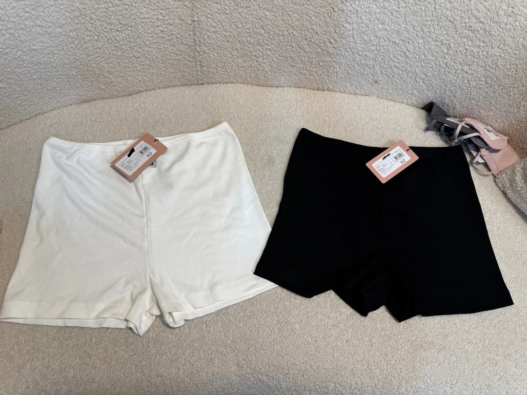 M家三分打底裤防走光