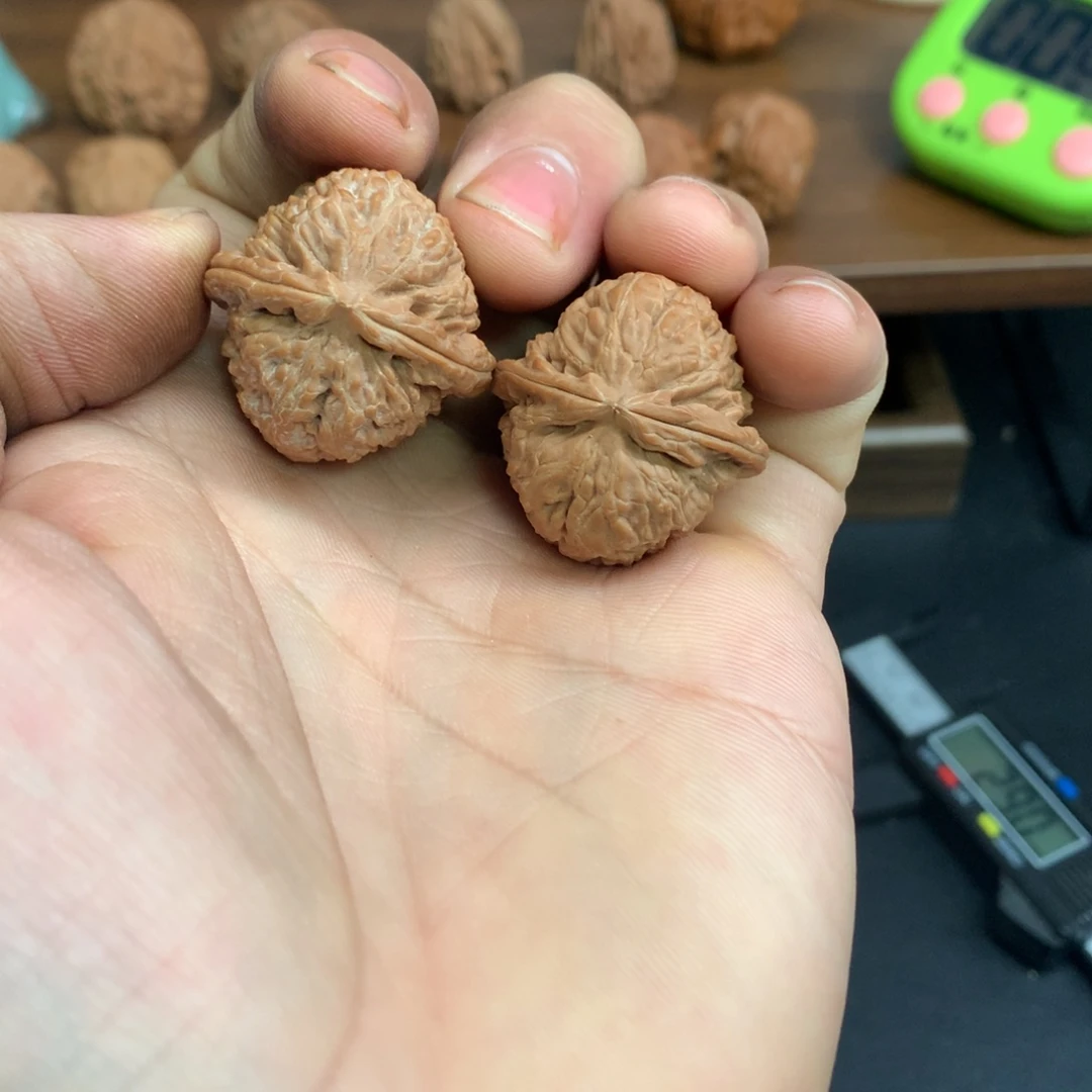 把件文玩核桃28+白狮子