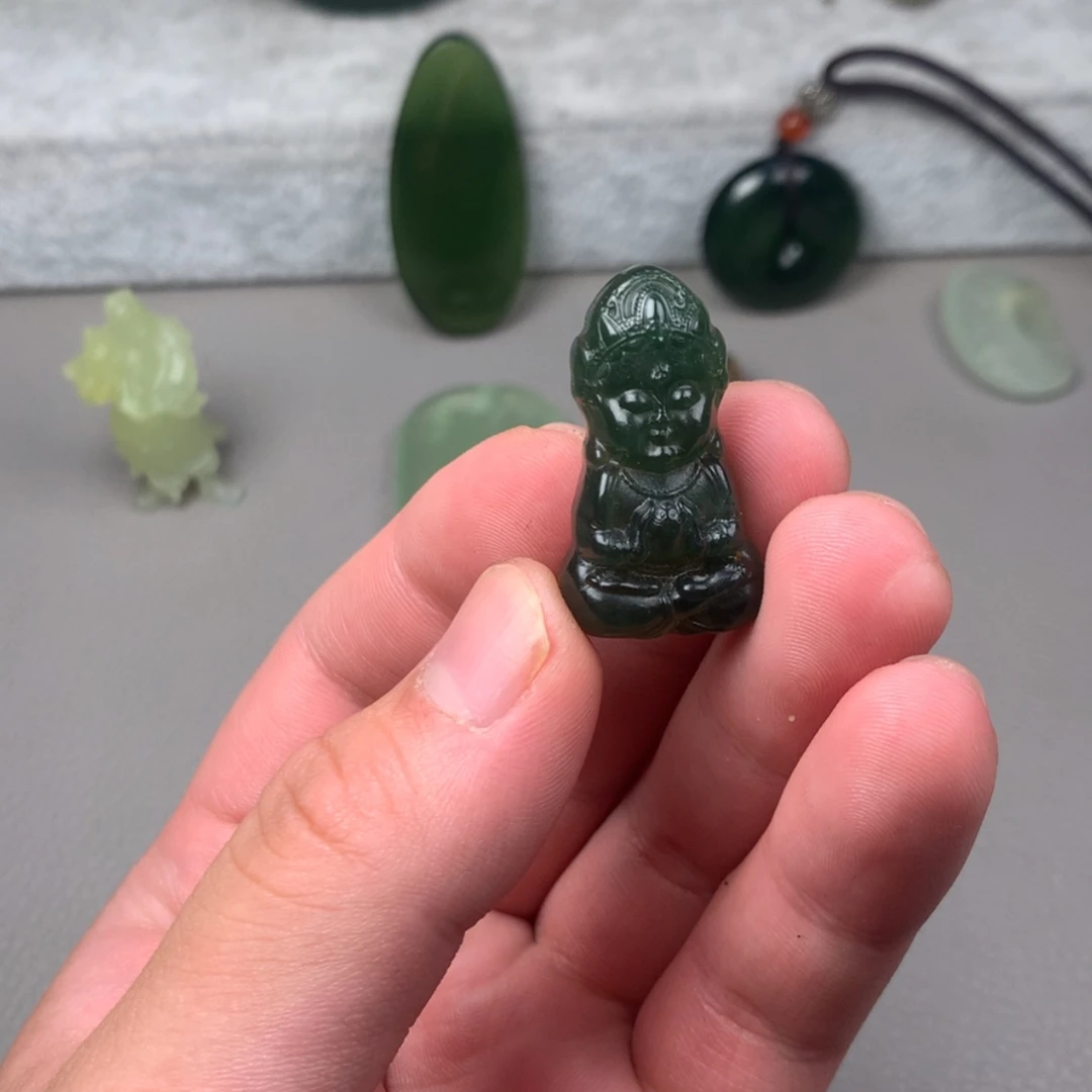 【闪购商品】未镶嵌蛇纹石玉岫玉