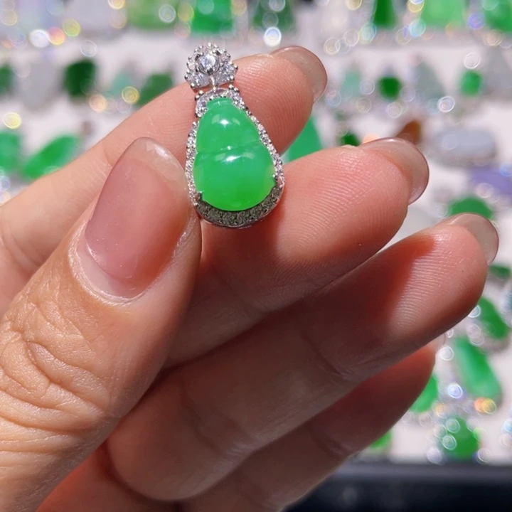 翡翠银S925镶嵌颈饰