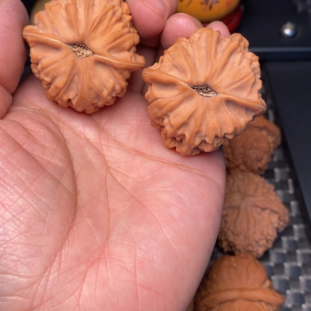 文玩核桃吊坠N**o天地40