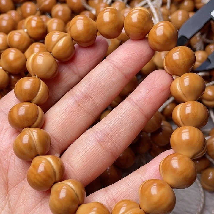 手串猴头核桃爱****的15d g h j j k