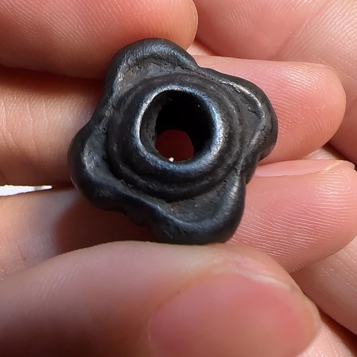 王***人拍。。。。。。。。。。。。。。