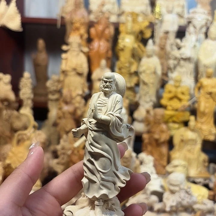 黄杨木黄杨木瑕疵地藏